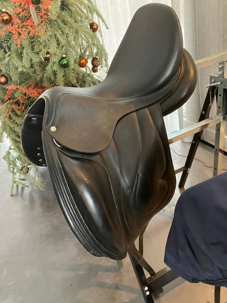 dressuurzadel Antares, Animaux & Accessoires, Chevaux & Poneys | Selles, Utilisé, Dressage, Enlèvement ou Envoi
