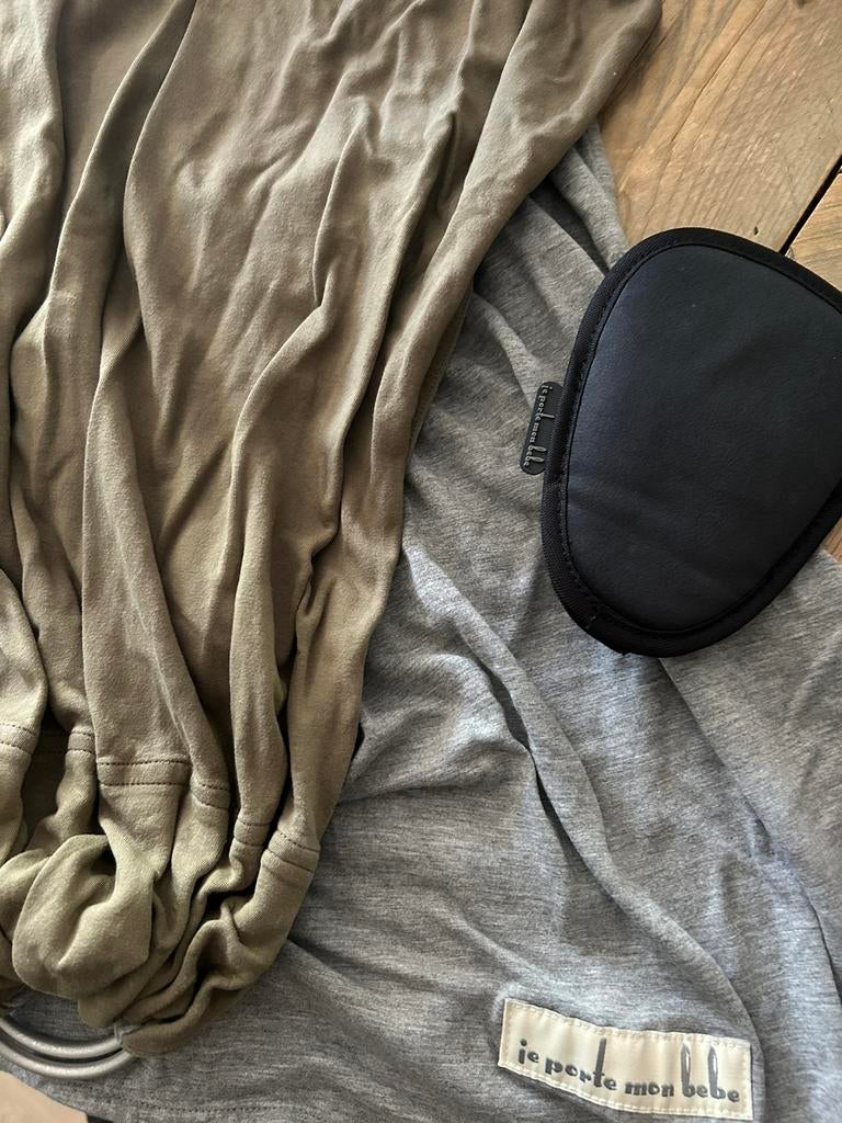 Mooie draagdoek ‘Je porte mon bebe’ MET pad, Kinderen en Baby's, Ophalen of Verzenden, Zo goed als nieuw, Draagdoek