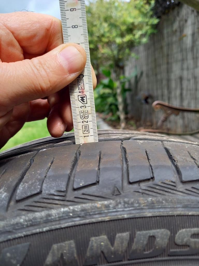 1 landsail banden maat 215/40zr17 87w, Auto-onderdelen, Ophalen