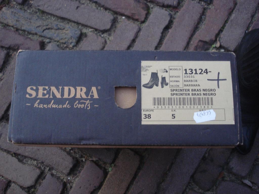 Bottes de cowboy Sendra noires de luxe livraison gratuite 38, Sendra, Comme neuf, Boots et Botinnes, Noir