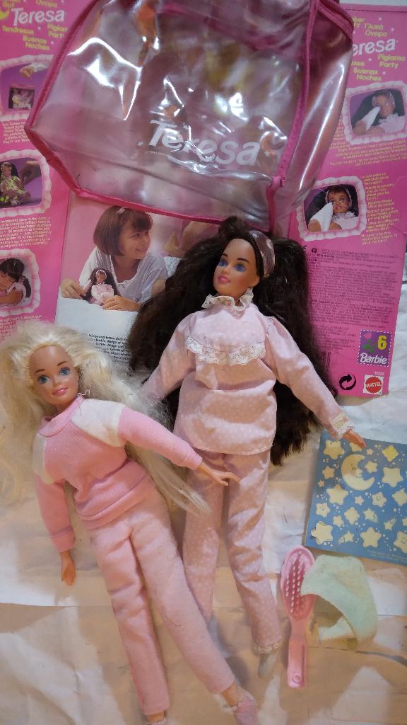 Barbie Teresa - Slumber Party (x2) (1994), Kinderen en Baby's, Speelgoed | Poppen, Gebruikt, Barbie, Ophalen