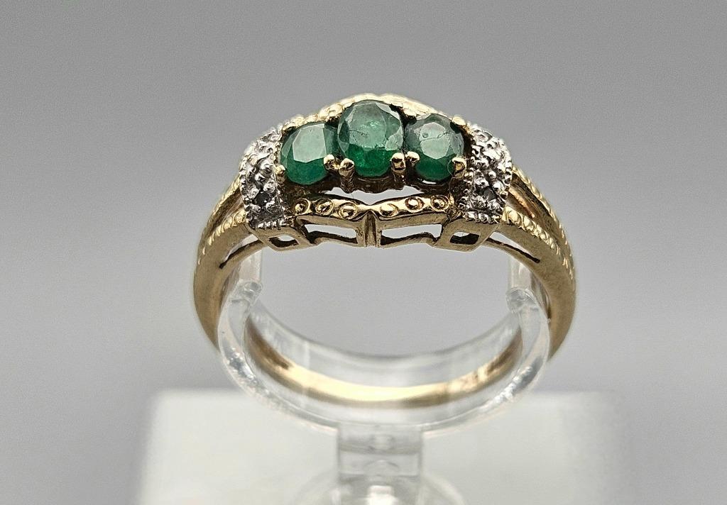 Gouden Vintage ring edelsteen smaragd en diamant. 2024/502, Handtassen en Accessoires, Ringen, Ophalen of Verzenden, Zo goed als nieuw