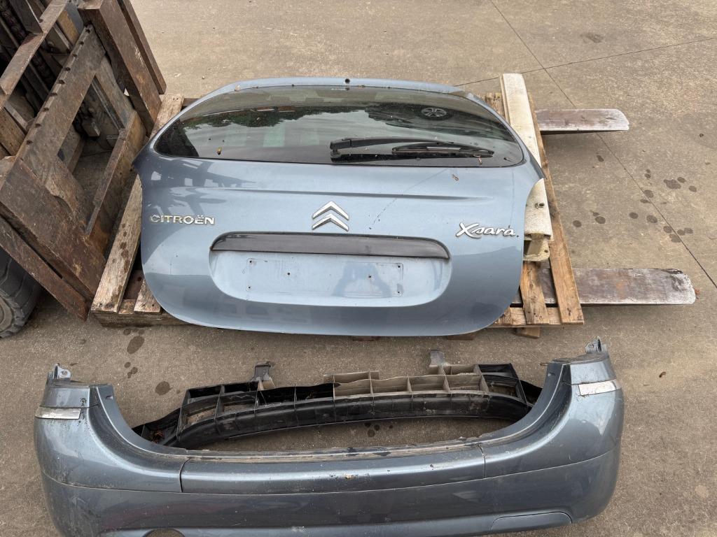 Hayon + pare choc + renfort Citroën Xsara Picasso, Autos : Pièces & Accessoires, Arrière, Citroën, Haillon arrière, Enlèvement