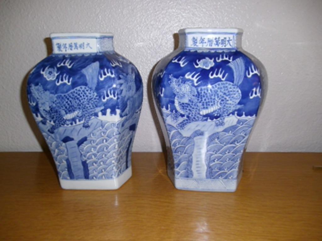 2 antieke Chinese porseleinen vazen  "Bleu de Chine"., Antiek en Kunst, Antiek | Porselein, Ophalen of Verzenden