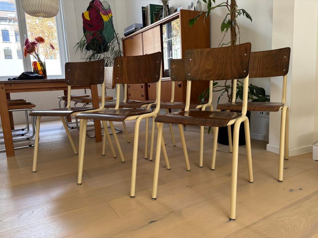 6 chaises retro look industriel - aussi horeca, Maison & Meubles, Enlèvement, Comme neuf, Brun, Cinq, Six Chaises ou plus