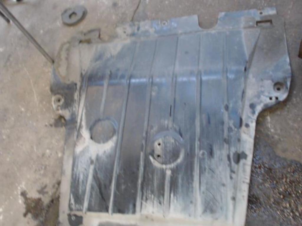 Cache sous moteur Renault Clio 3 1.5DCi 63kw 2009-2014, Enlèvement ou Envoi, Utilisé, Renault