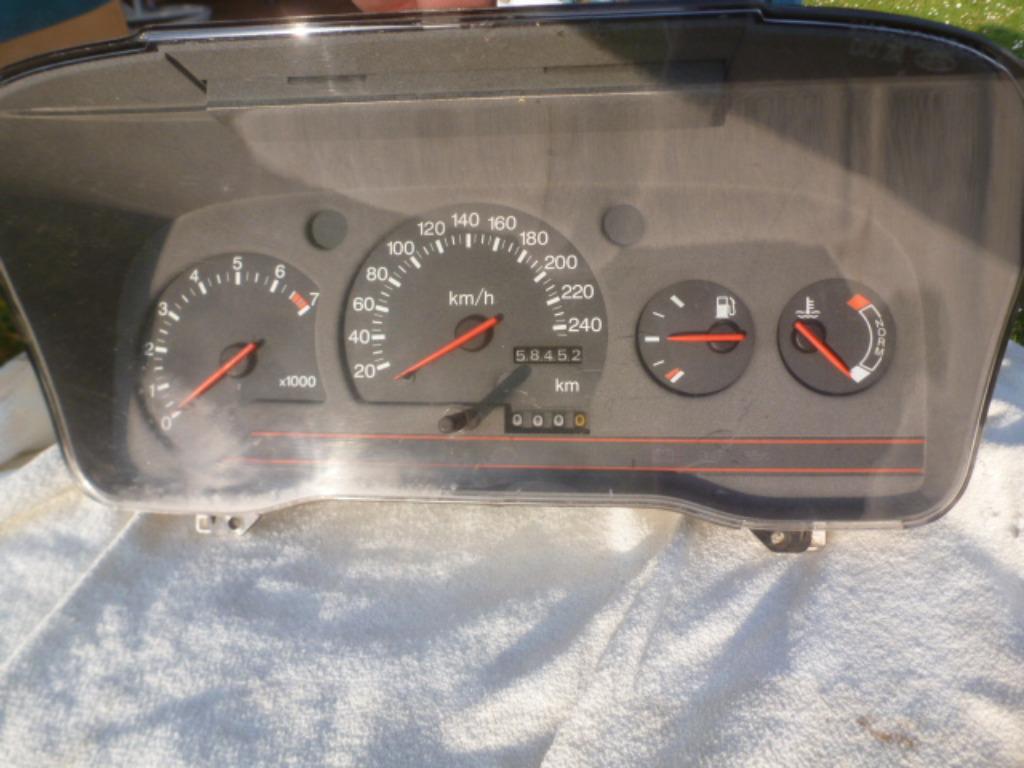 FORD Fiesta mk 2/ 3:240 km/h snelheidsmeter + cpt-rpm + mete, Auto-onderdelen, Dashboard en Schakelaars, Ford, Gebruikt, Verzenden