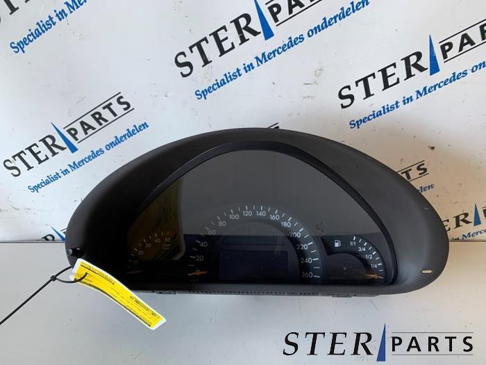 Compteur kilométrique KM d'un Mercedes C-Klasse, 3 mois de garantie, Utilisé, -, -
