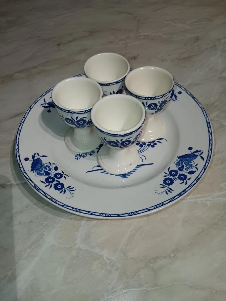 Ik verkoop 4 prachtige eierdopjes van het merk Grand Bouquet, Ophalen