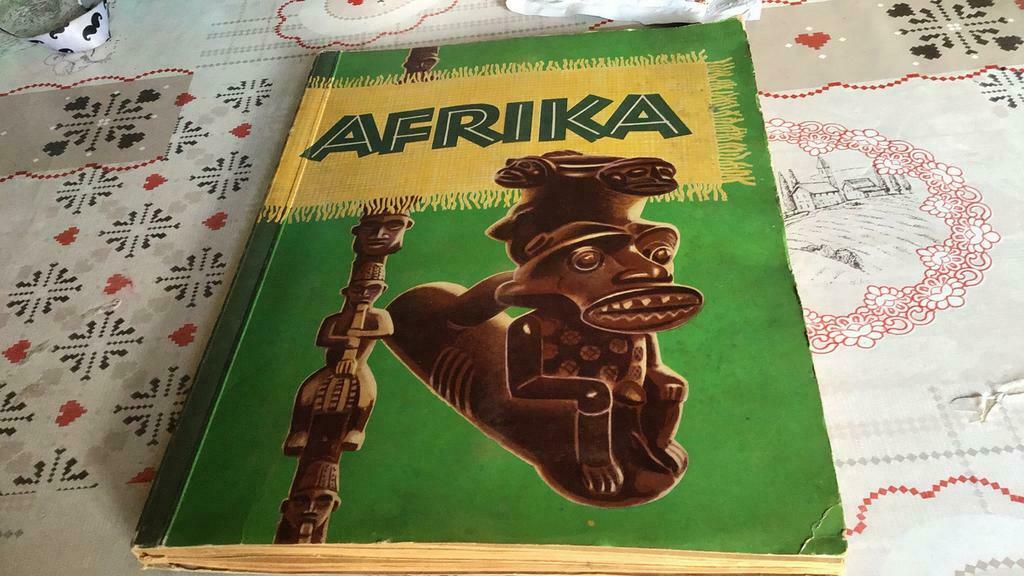 Afrika(#), Ophalen of Verzenden, Gelezen, Prentenboek