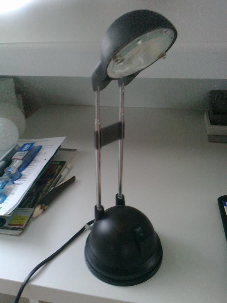 Bureaulamp zwart Ikea, Ophalen, Zo goed als nieuw