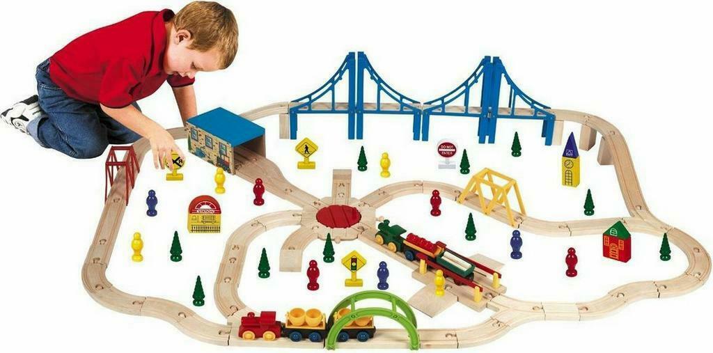 Houten trein, Kinderen en Baby's, Ophalen of Verzenden, Zo goed als nieuw