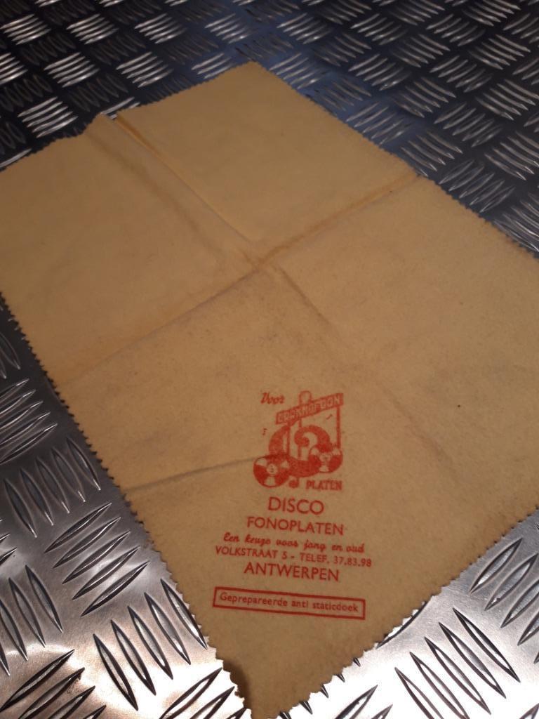 Retro anti staticdoek voor grammofoon platen., Enlèvement ou Envoi, Utilisé, Autres formats