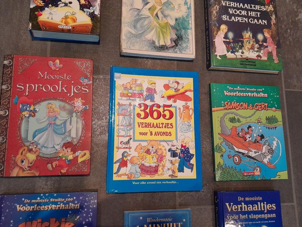 9st dikke bekende voorlees/sprookjes boeken als nieuw!, Ophalen of Verzenden, Zo goed als nieuw