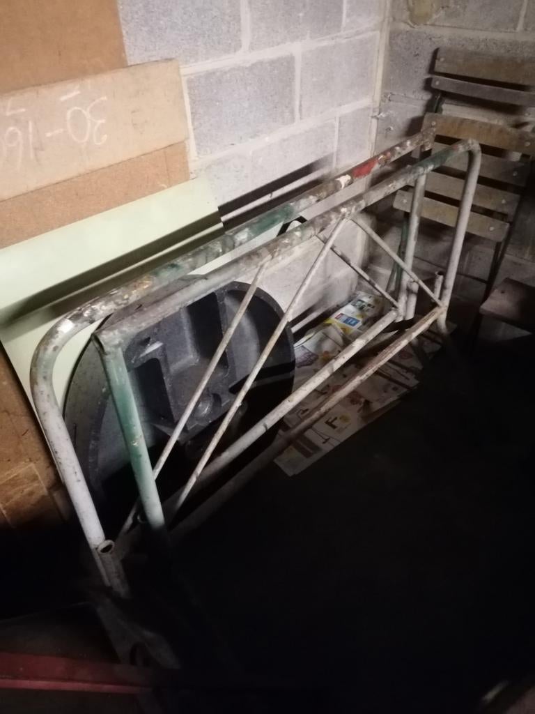 2 ijzeren schragen van 1 meter (versterkt), Doe-het-zelf en Bouw, Werkbanken, Ophalen
