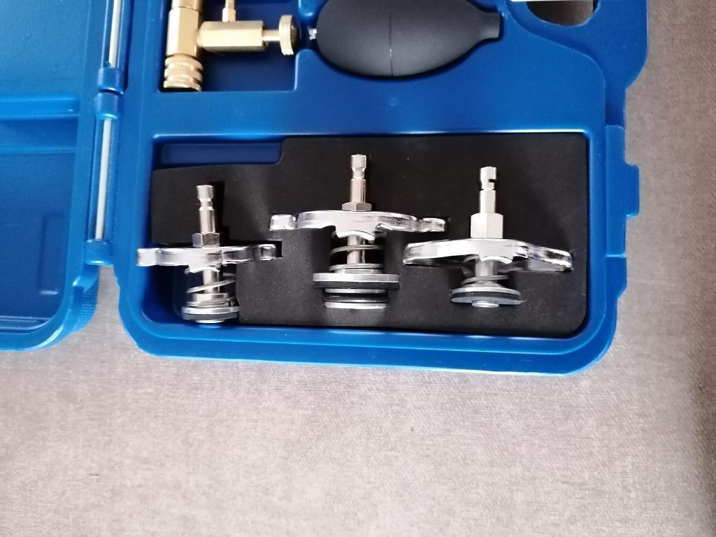 Cilinderkop lek tester kop pakking lek tester met 3 adapters, Auto diversen, Verzenden, Nieuw