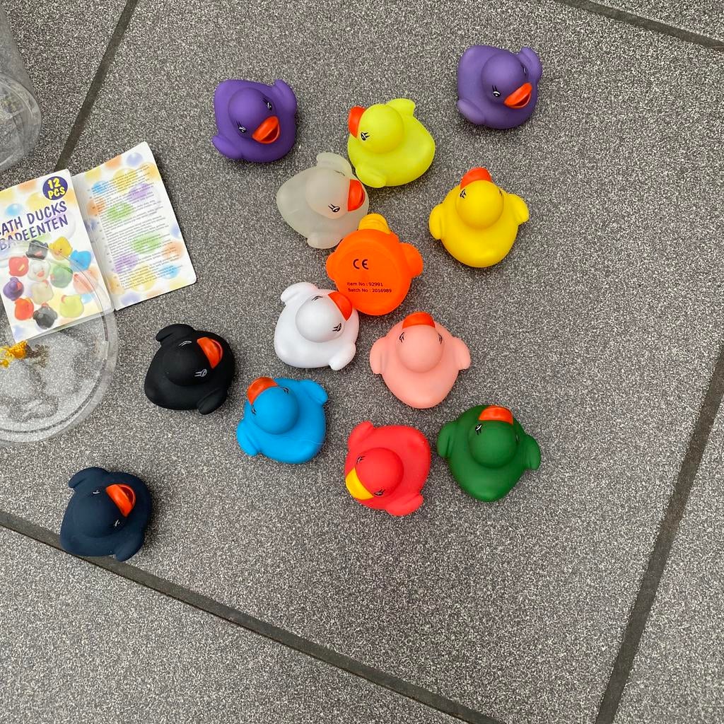 Badeendjes 13 stuks, Kinderen en Baby's, Speelgoed | Badspeelgoed, Ophalen of Verzenden, Zo goed als nieuw