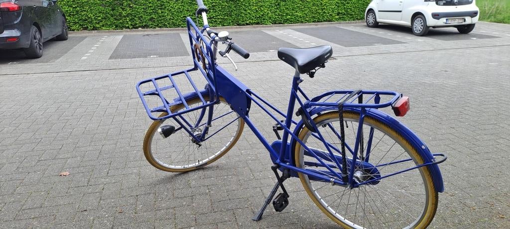 Blauwe damesfiets, Ophalen