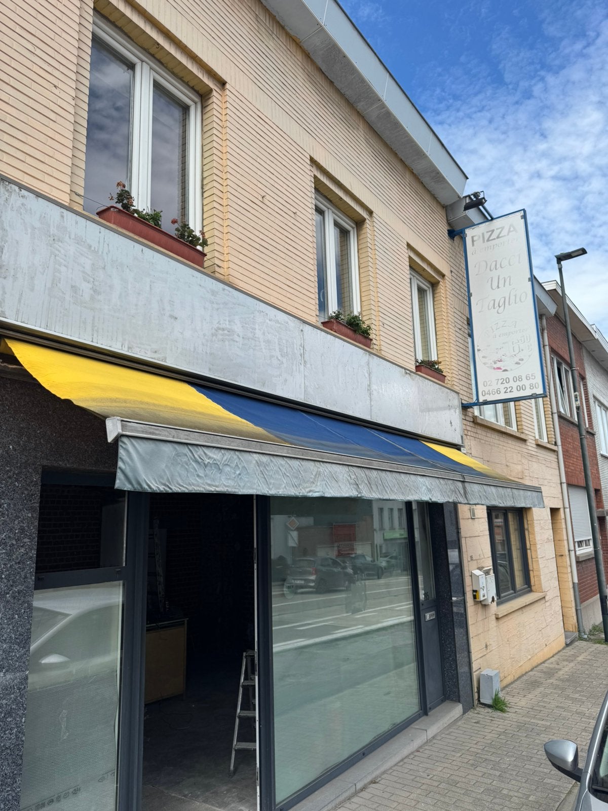 Panneaux publicitaires pour magasin et protection solaire, Jardin & Terrasse, Protection solaire, Utilisé, Marquise, 300 cm ou plus