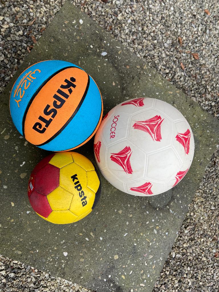 handbal/voetballen (out en indoor):(Kipsta), Ophalen of Verzenden, Gebruikt