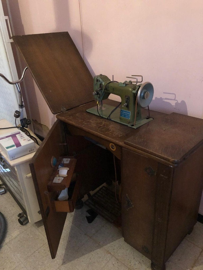 Naaimachine, Ophalen