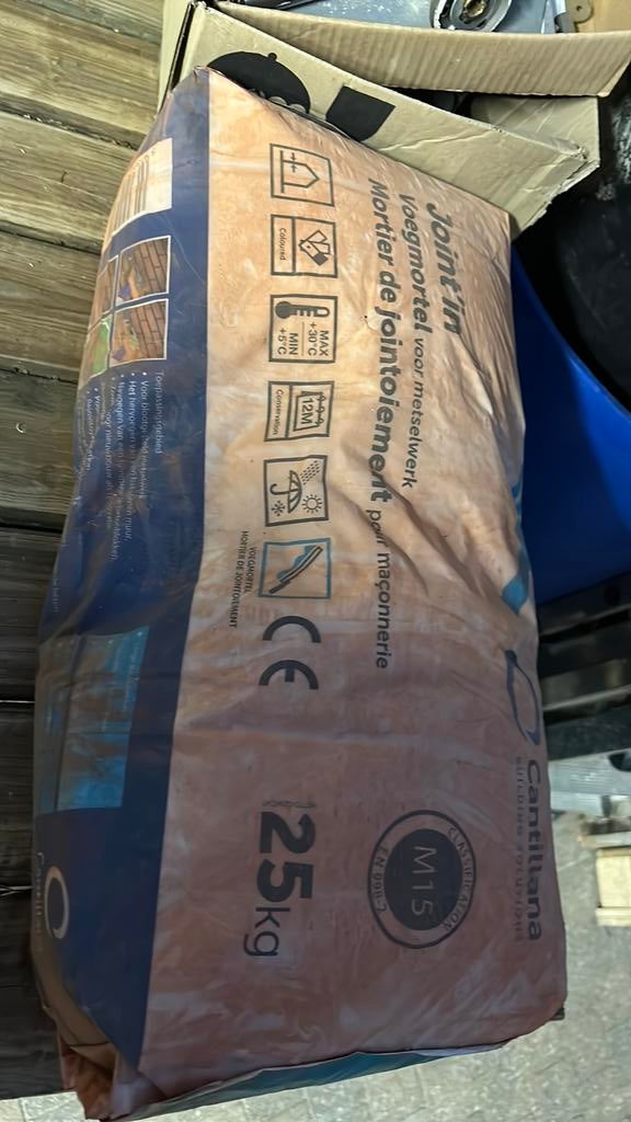 Rode voegmortel ongeopend Cantillana, Doe-het-zelf en Bouw, Metselstenen, Ophalen