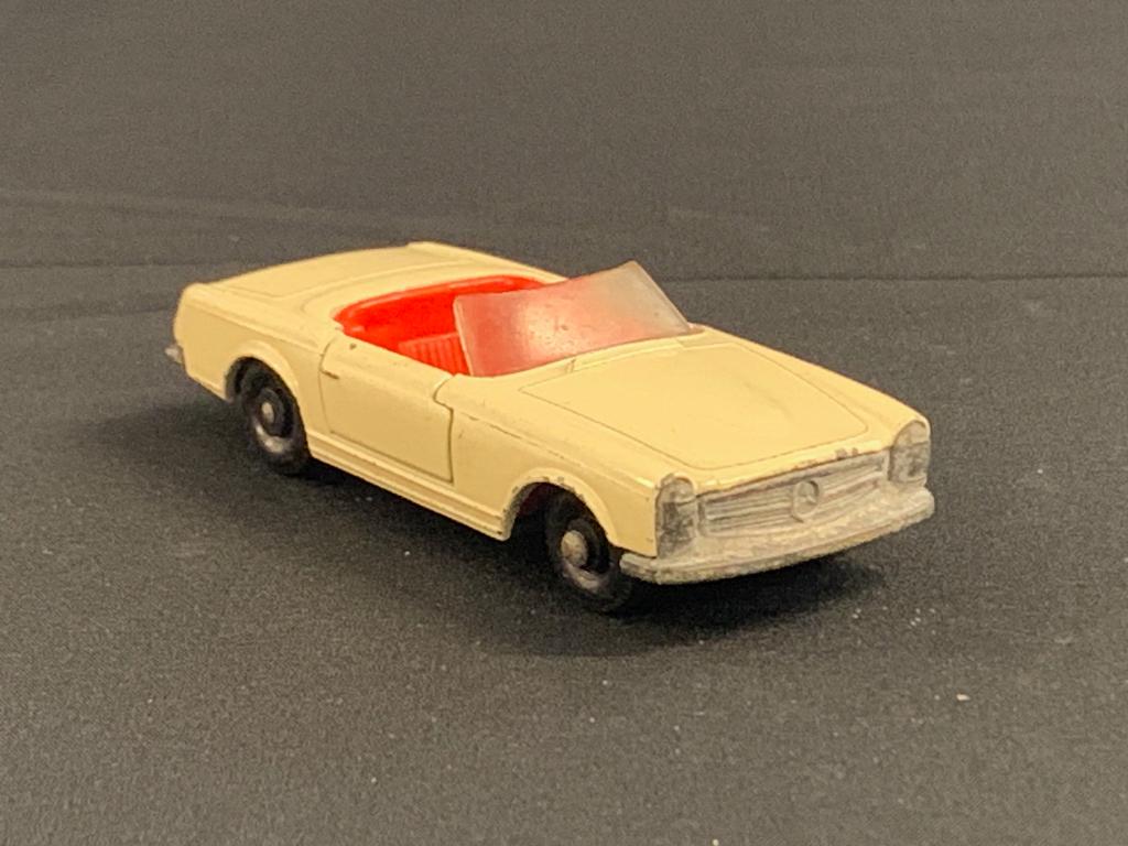 Matchbox Series nr. 27, Hobby & Loisirs créatifs, Voitures miniatures | 1:43, Enlèvement ou Envoi, Utilisé, Voiture, Matchbox