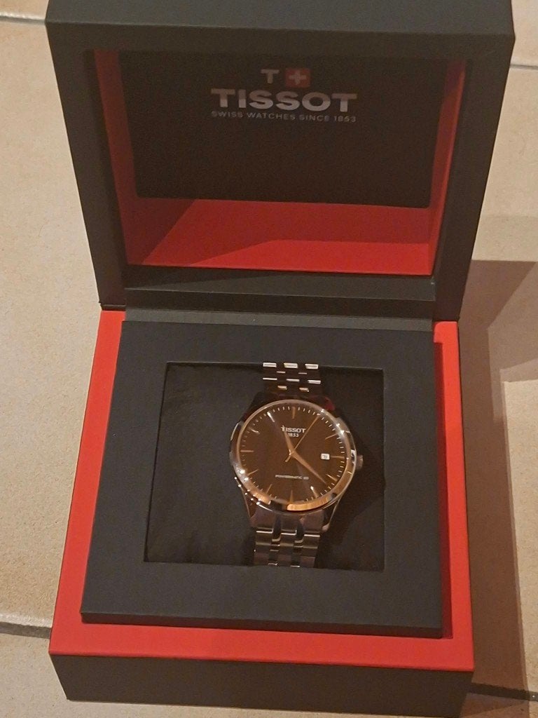 Tissot Classic Dream - 40 mm - Nouveau, Bijoux, Sacs & Beauté, Autres marques, Enlèvement ou Envoi, Acier, Acier