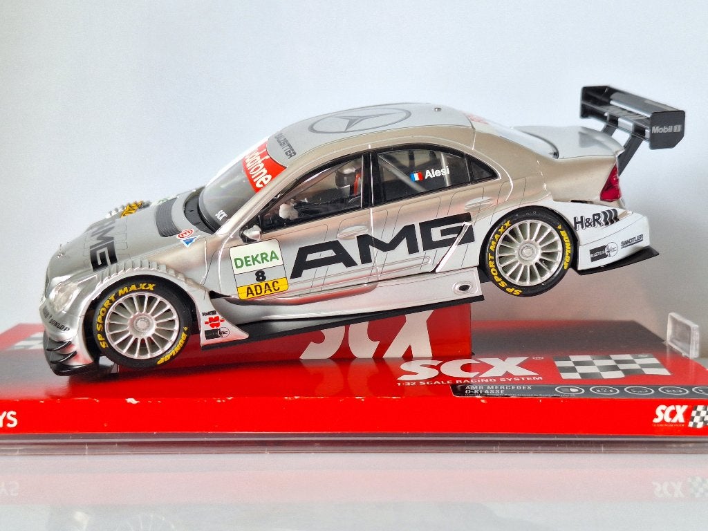 SCX 61790 Mercedes AMG Classe C DTM avec éclairage, Enfants & Bébés, Neuf, Autres marques, Électrique, Enlèvement ou Envoi