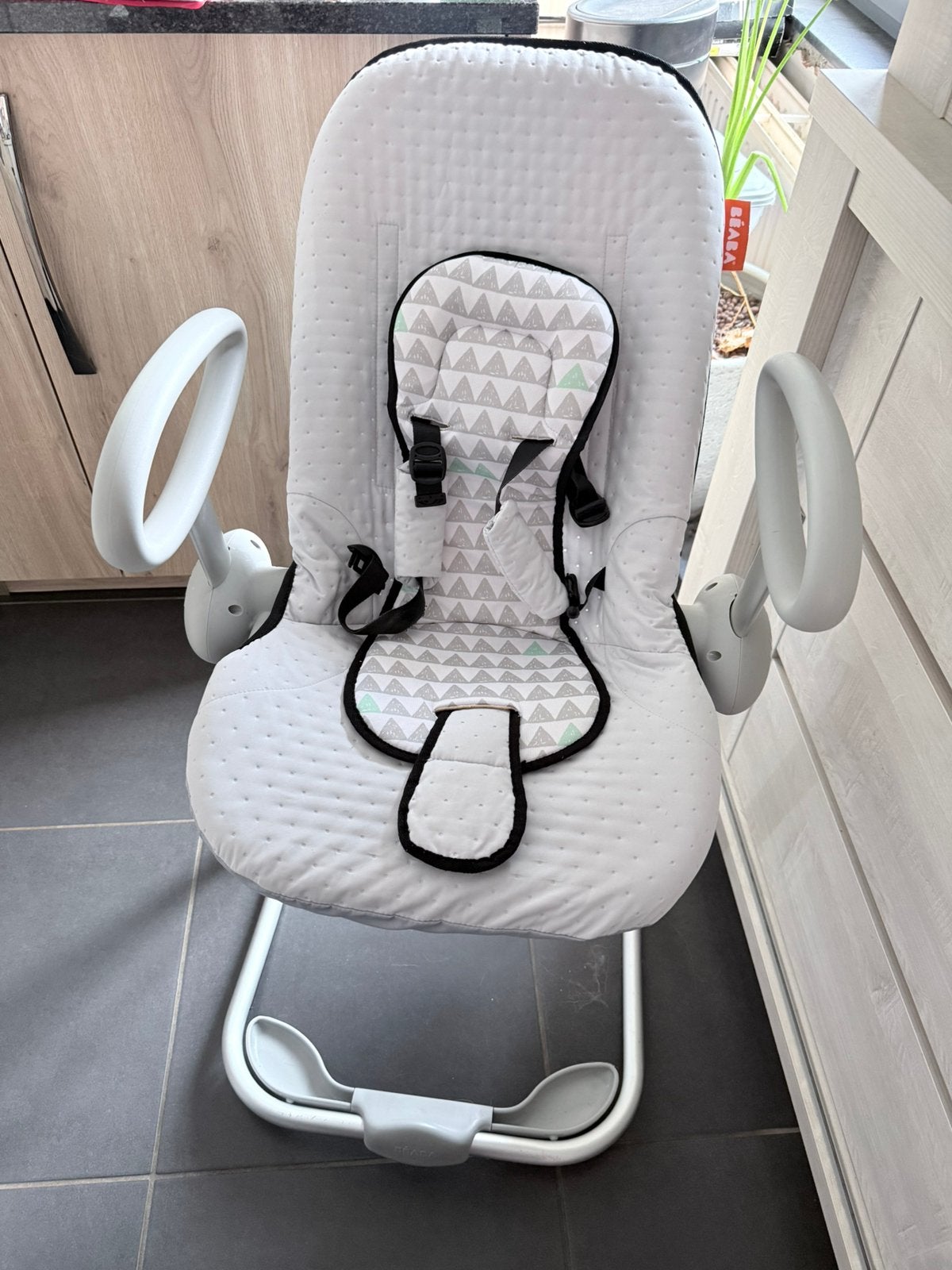 Chaise beaba, Autres marques, Comme neuf, Enlèvement, Avec ceinture(s)