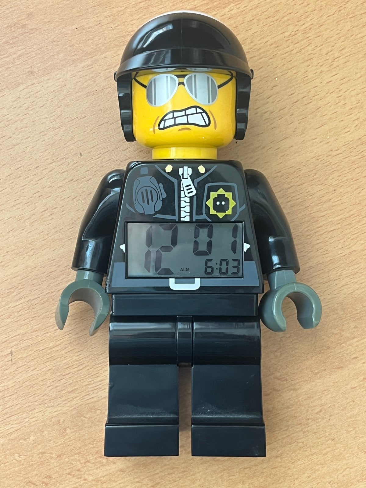 Réveil Figurine LEGO The LEGO Movie - Policier (Fonctionnel, Enlèvement ou Envoi, Comme neuf, Figurine
