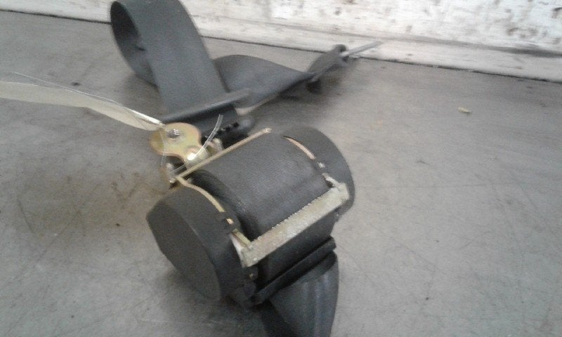 CEINTURE DE SECURITE AVANT DROIT Megane II Grandtour (KM), Utilisé, Renault