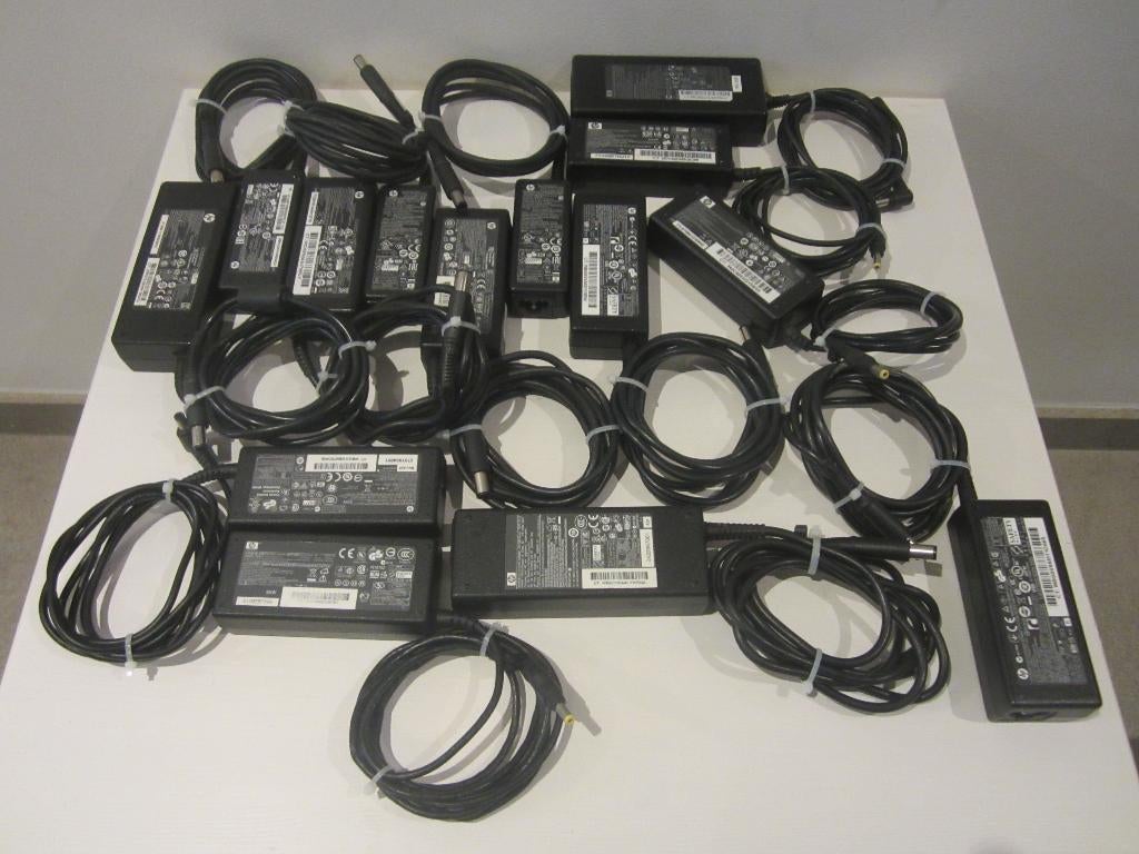 14 x HP lader voor laptops, Ophalen, Gebruikt