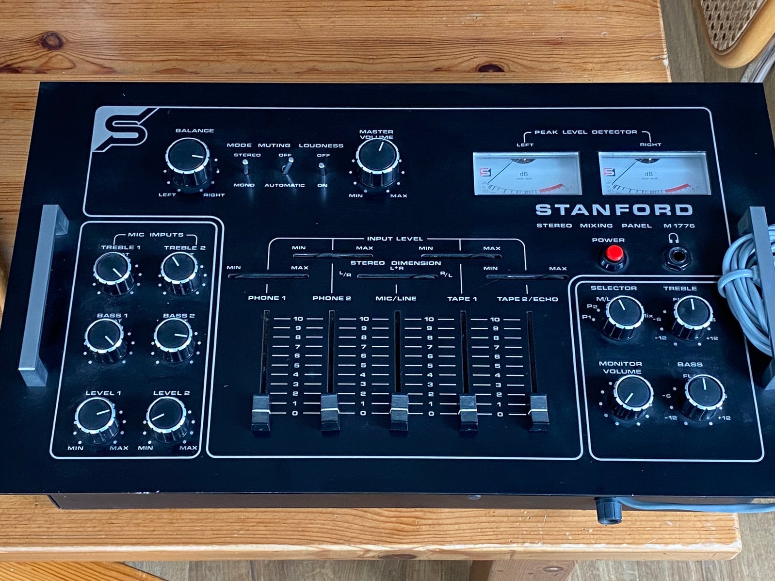 Stanford Audio Research M1776, Precisia, België, Muziek en Instrumenten, Mengpanelen, Zo goed als nieuw, 5 tot 10 kanalen, Microfooningang