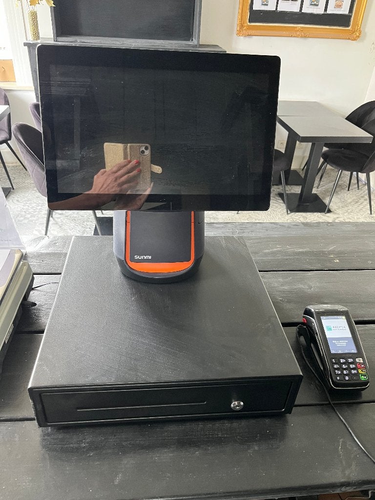 Kassasysteem met touchscreen en printer, Ophalen