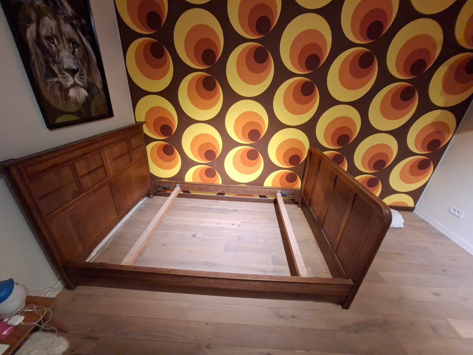 Vintage bed - twijfelaar (140  200 cm), Huis en Inrichting, Slaapkamer | Bedden, Ophalen, Twijfelaar, 200 cm, 140 cm