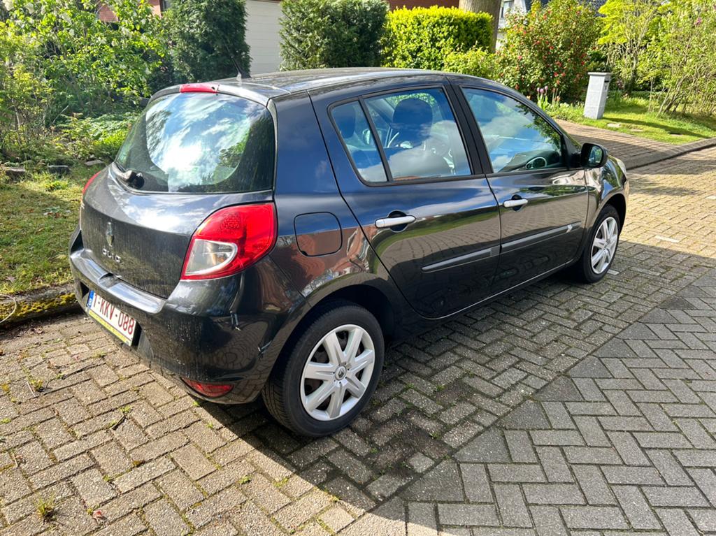 Renault clio 1.2 benzine met slechts 40.500km !, Auto's, Renault, Particulier, Clio, Elektrische ramen, Benzine, Euro 5, Handgeschakeld