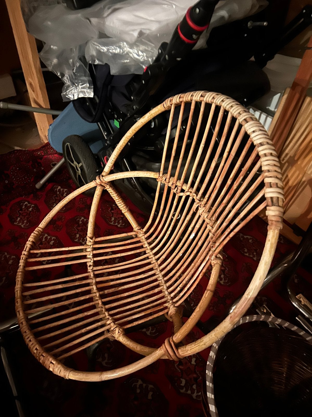 Chaise en rotin, Enlèvement, Comme neuf