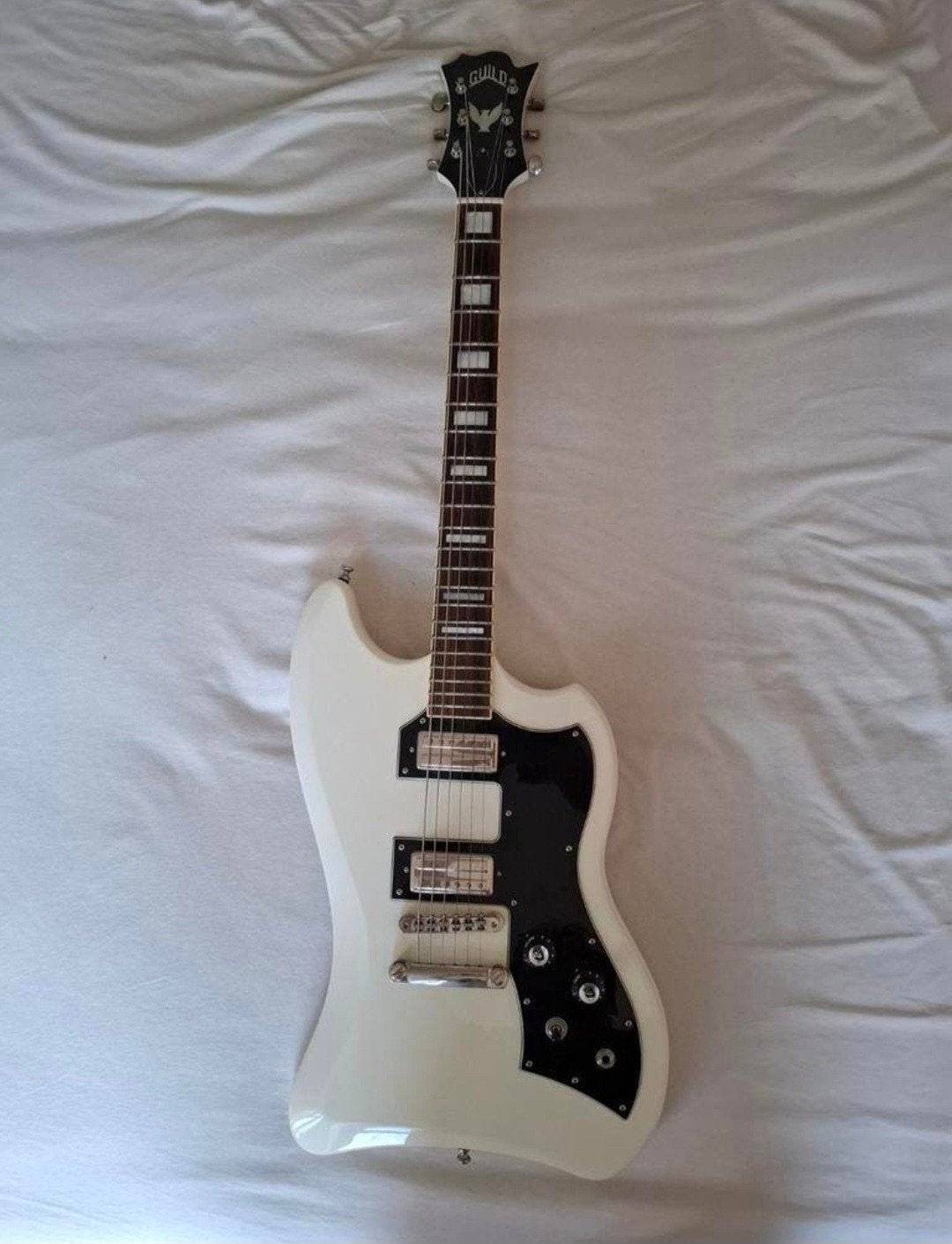Guild t bird, Musique & Instruments, Enlèvement