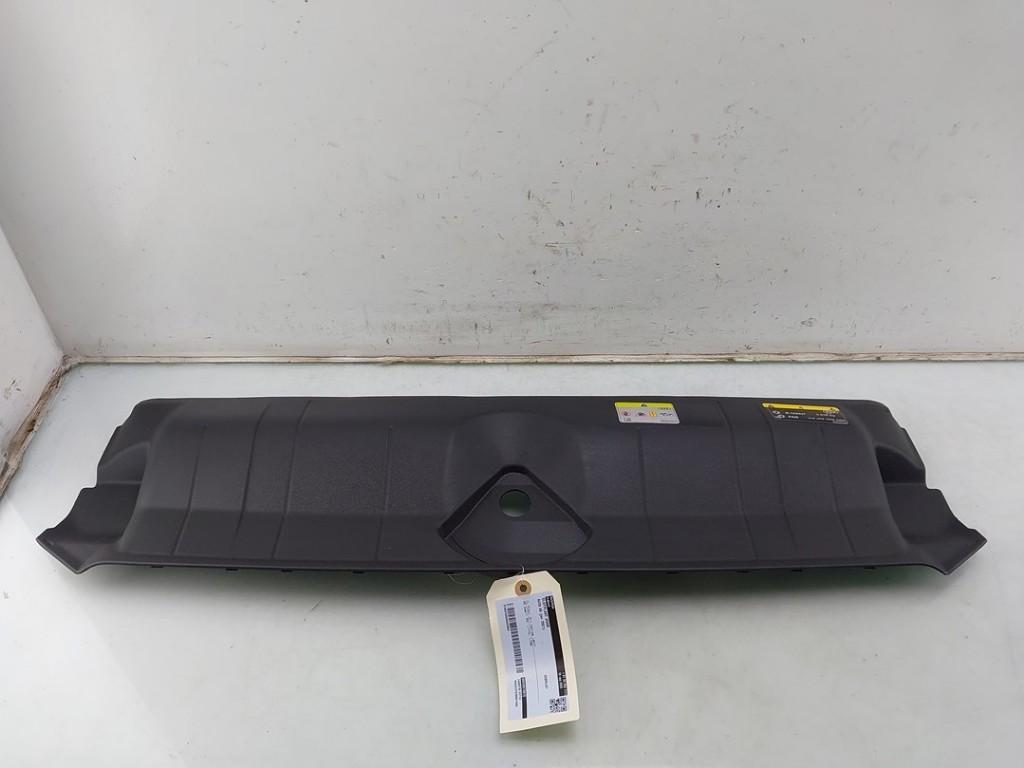 TRAVERSE SUPERIEURE CAPOT AVANT A5 Sportback (F5A / F5F), Dhr. J. Ham, Administratie@autoham.nl, Audi, Utilisé