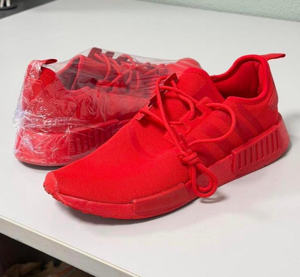 Adidas NMD_R1 Primeblue Rood Triple Red Men's GX7605 46 2/3, Kleding | Heren, Schoenen, Overige kleuren, Nieuw, Ophalen of Verzenden