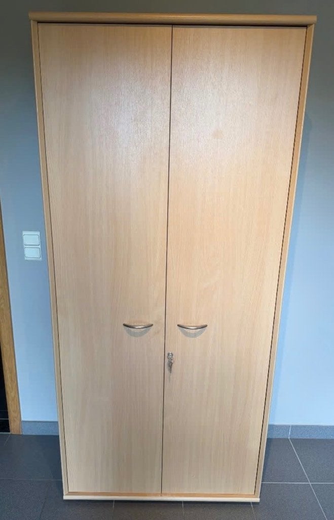 Kast, Ophalen, Grenenhout, Met deur(en)