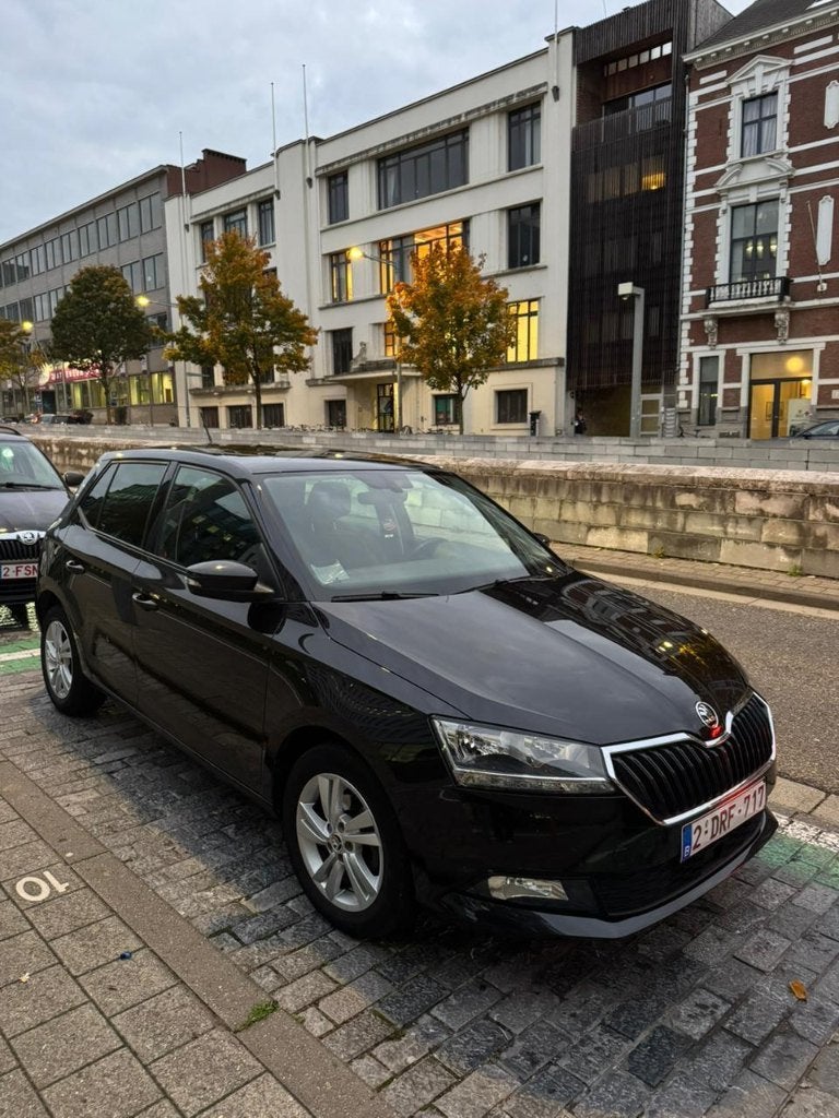 Skoda, Auto's, Skoda, Voorwielaandrijving, Euro 6, 4 cilinders, Zwart