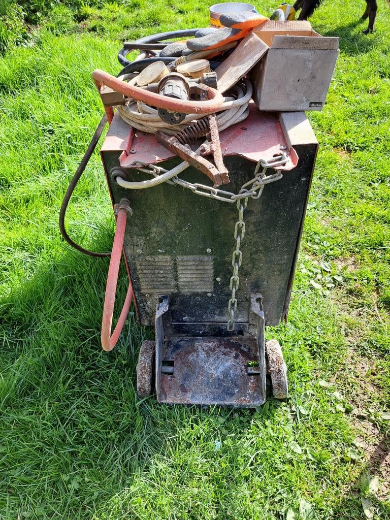 Semi automatique fronius vario star 247 + groupe électrogène, Doe-het-zelf en Bouw, Gereedschap | Lasapparaten, Ophalen