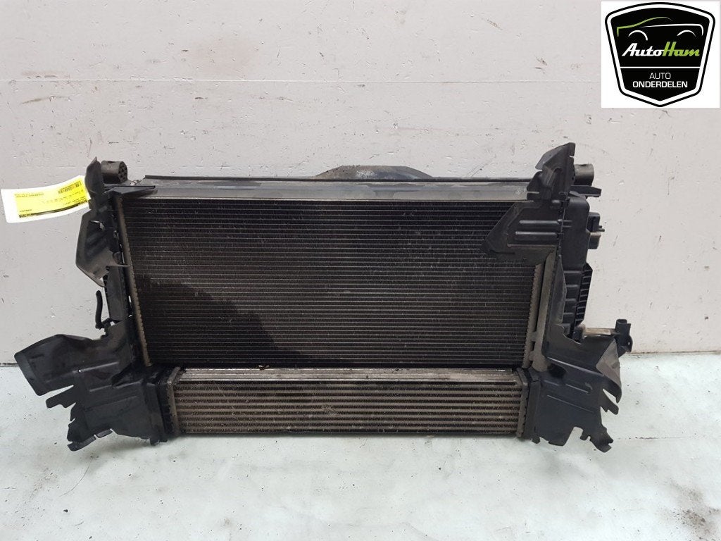 RADIATEUR COMPLEET Opel Astra K (01-2015/12-2022), Auto-onderdelen, Dhr. J. Ham, Gebruikt, Administratie@autoham.nl, Opel
