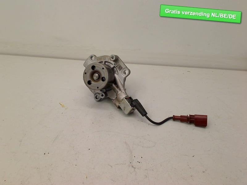 POMPE A EAU Volkswagen CC (358) (04L121011E), Volkswagen, Volkswagen AG, Utilisé, Kundenbetreuung@volkswagen.de