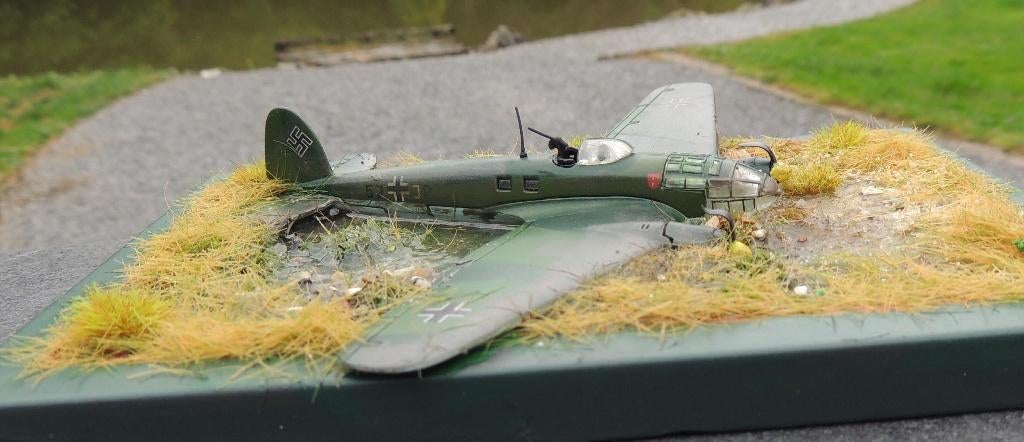 Dio Henschell 111 échelle 1/144, Verzenden, Nieuw, 1:144 tot 1:200, Vliegtuig