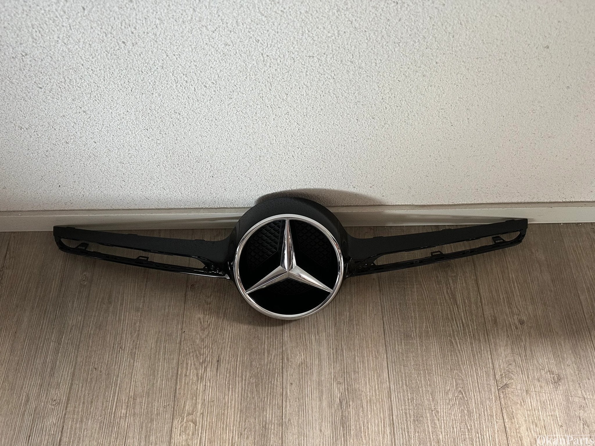 Cadre de calandre Mercedes-Benz GLE Coup W292 A2928880123, Utilisé, Avant, Mercedes-Benz