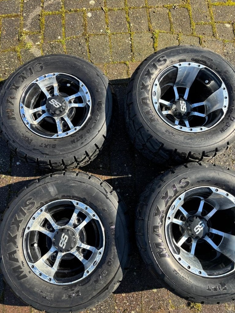 Straatbanden quad, Motoren
