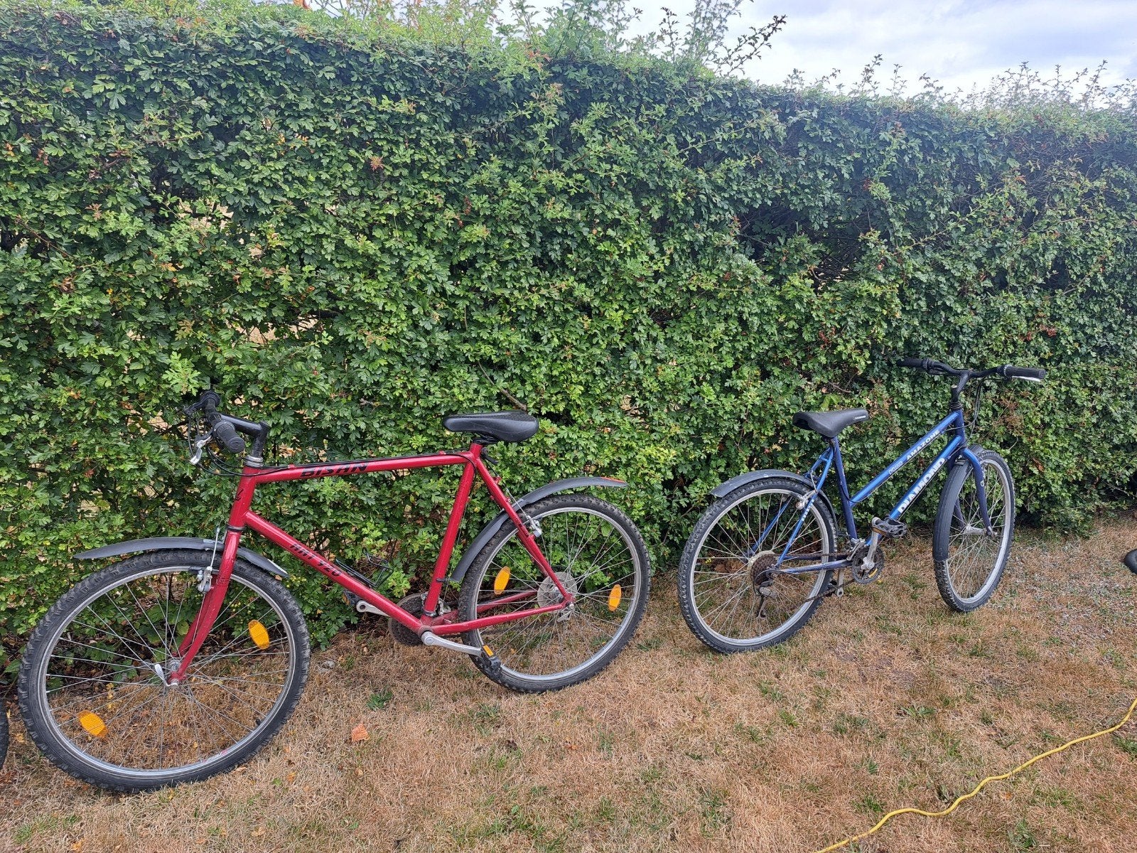 2 vélos.